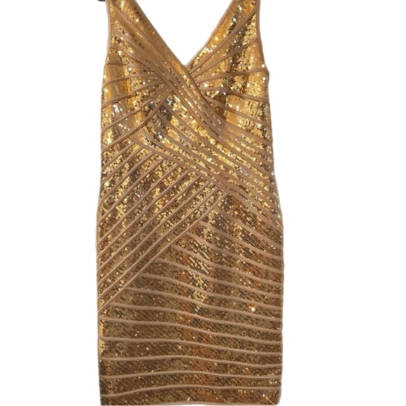 EUC Tadashi Shoji T by Tadashi Gold Sequined Sleeveless V-Neck Bodycon Dress - Picture 4 of 10